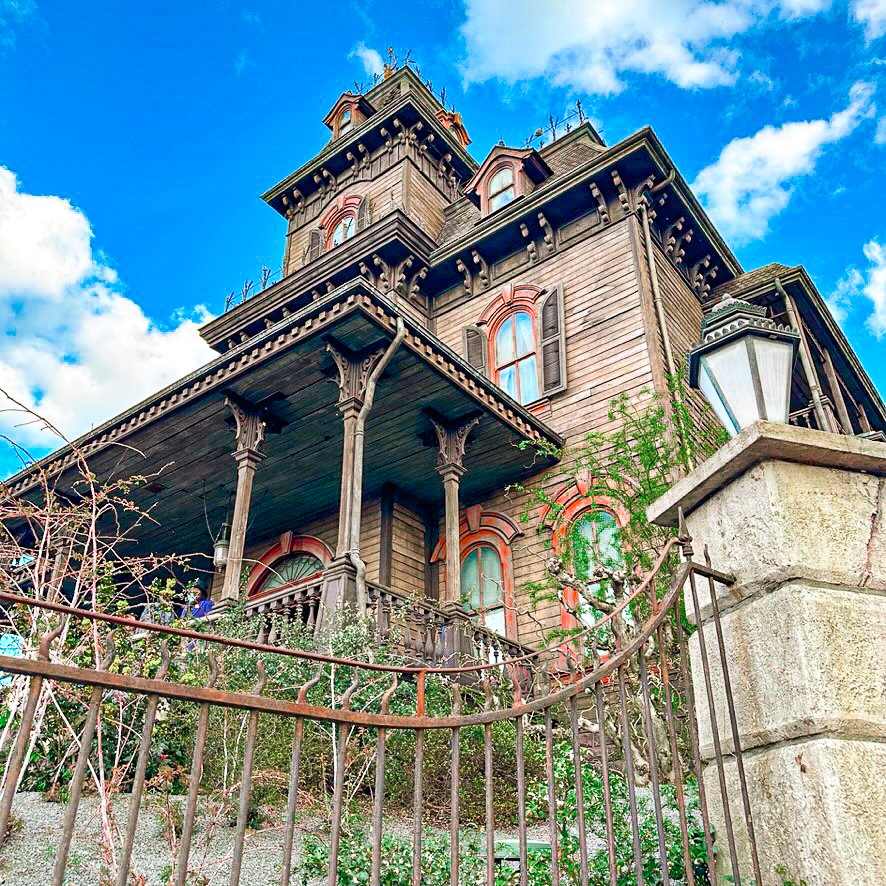 Disneyland Paris Accessibility: Everything You Need To Know For a Stress-Free Trip