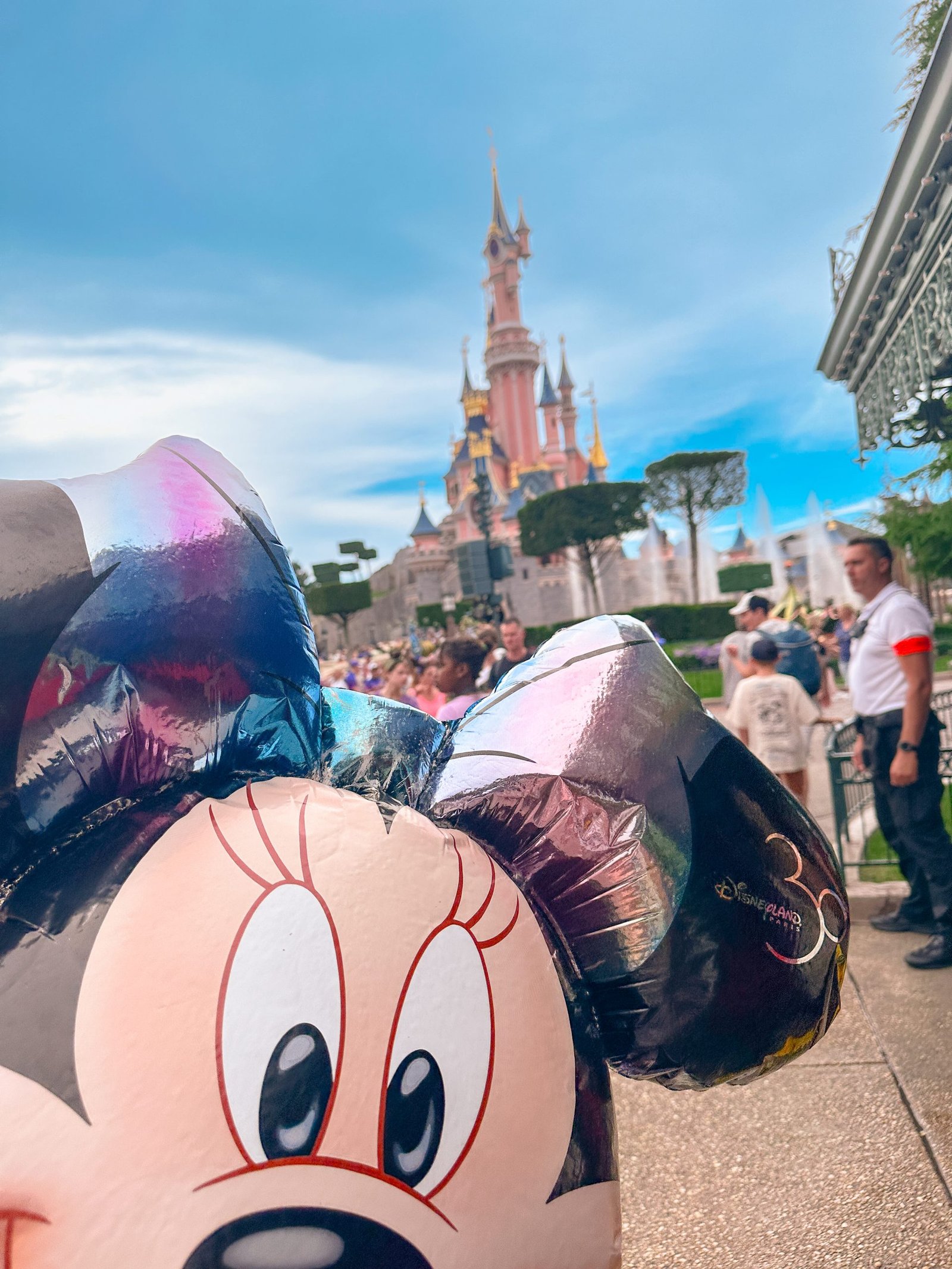 15 Tips For Booking A Last Minute Disneyland Paris Trip 15 Tips For Booking A Last Minute Disneyland Paris Trip